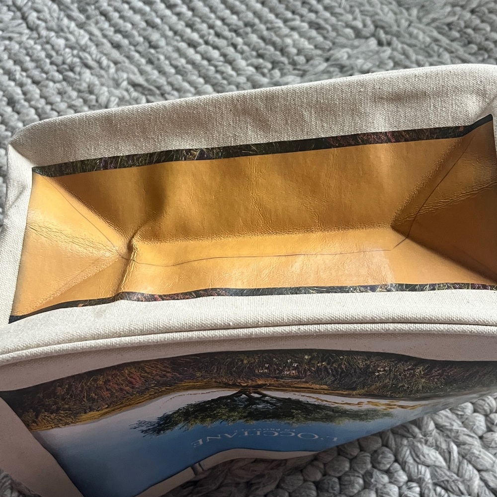 L'OCCITANE versatile, limited edition canvas tote - Picture 9 of 10